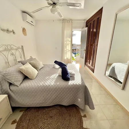 Zodiac Aries Villa